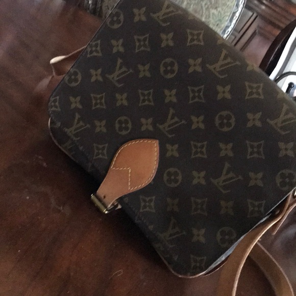 Louis Vuitton Handbags - Louis Vuitton Crossbody Bag